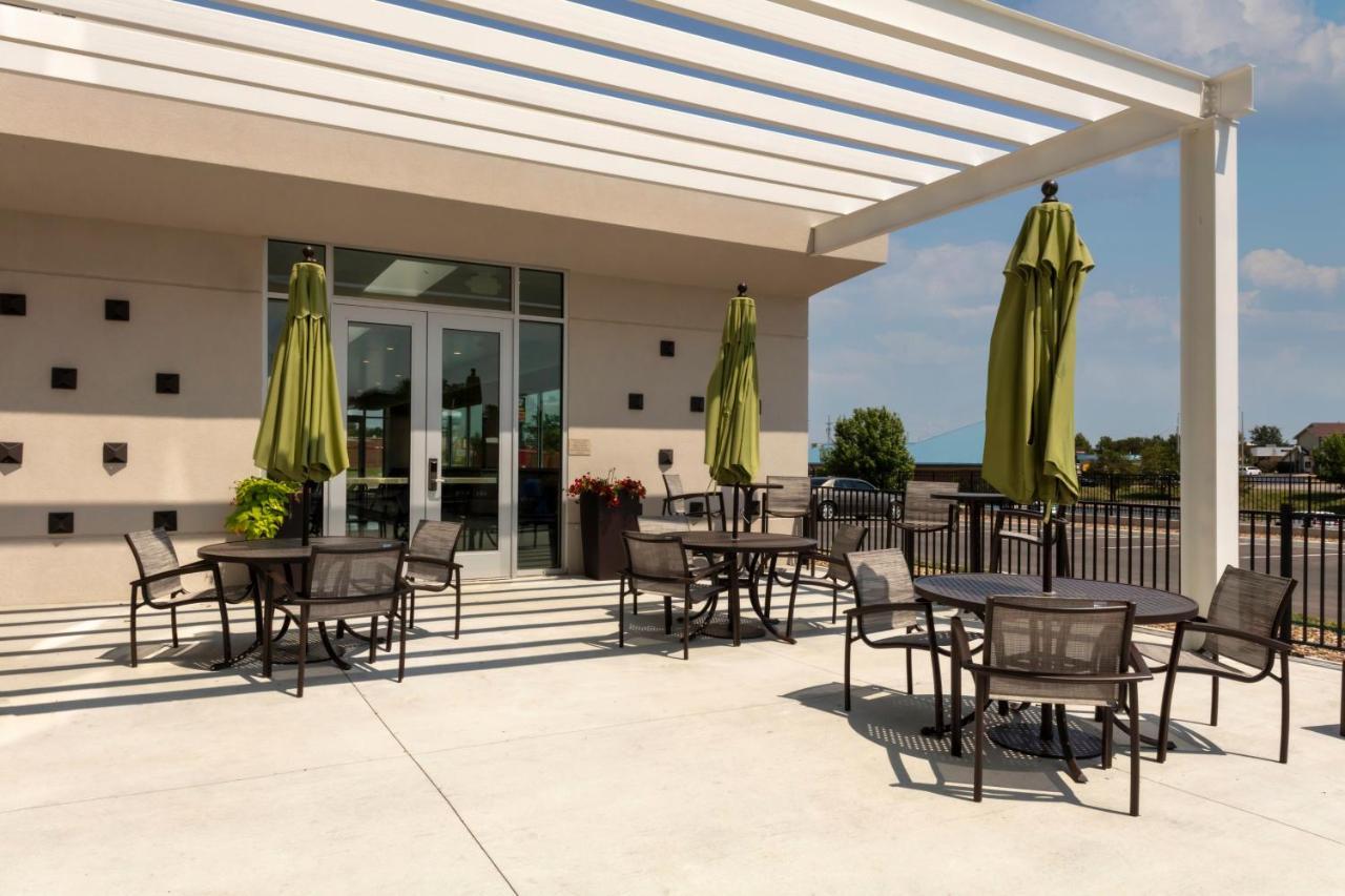 Springhill Suites Kansas City Airport מראה חיצוני תמונה