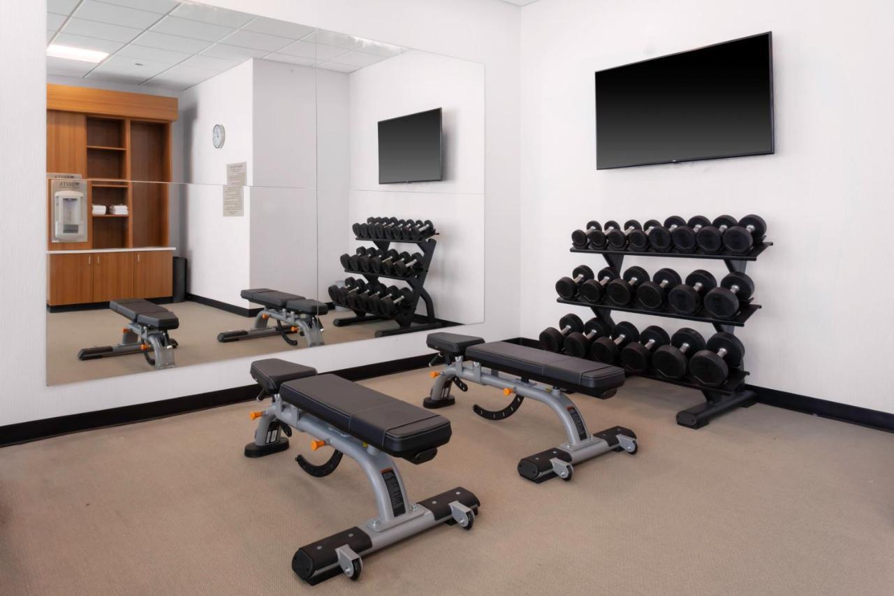 Springhill Suites Kansas City Airport מראה חיצוני תמונה