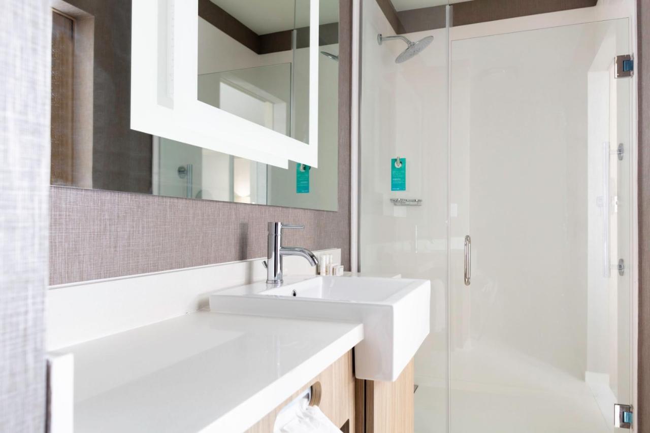 Springhill Suites Kansas City Airport מראה חיצוני תמונה
