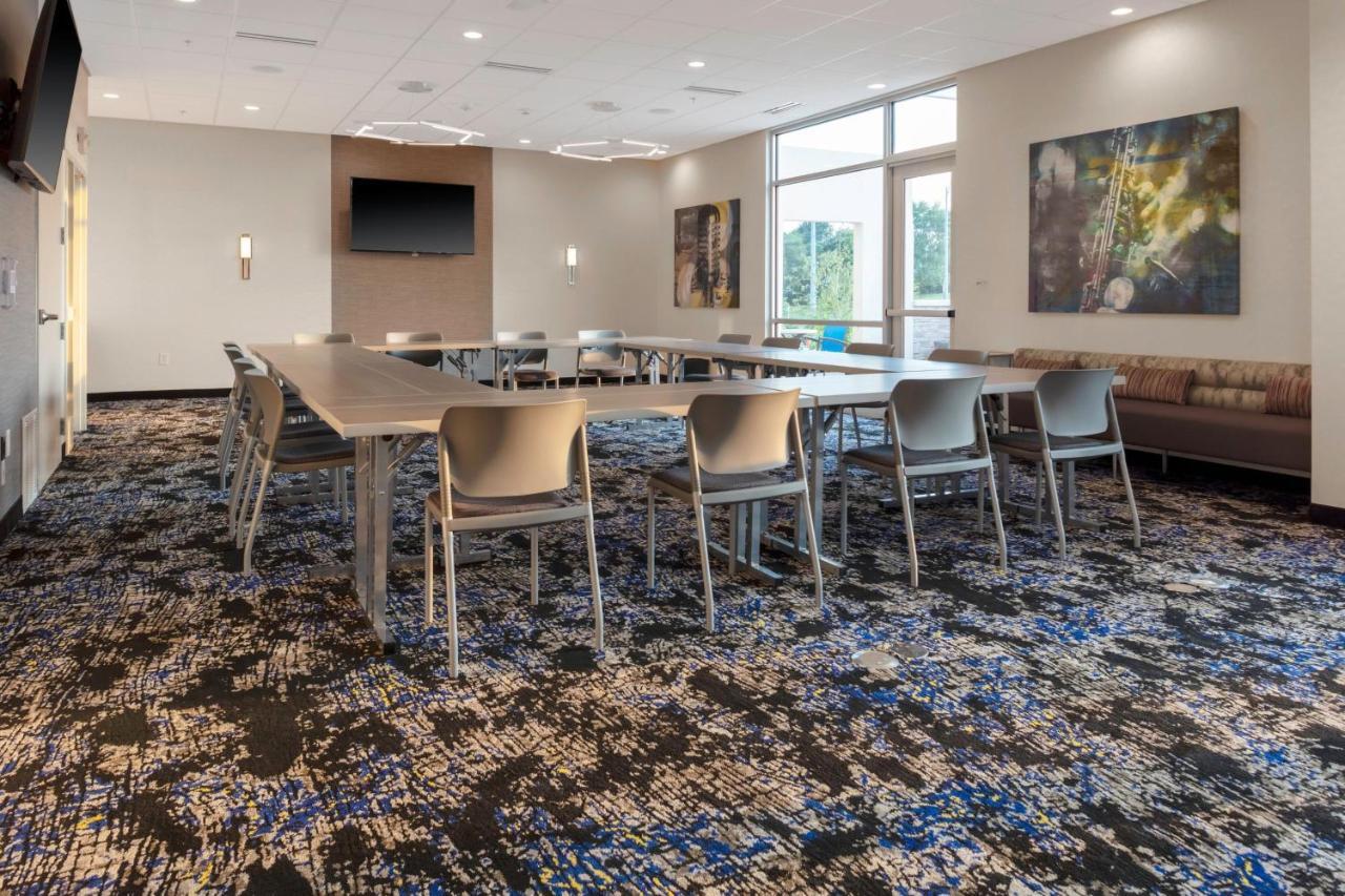 Springhill Suites Kansas City Airport מראה חיצוני תמונה