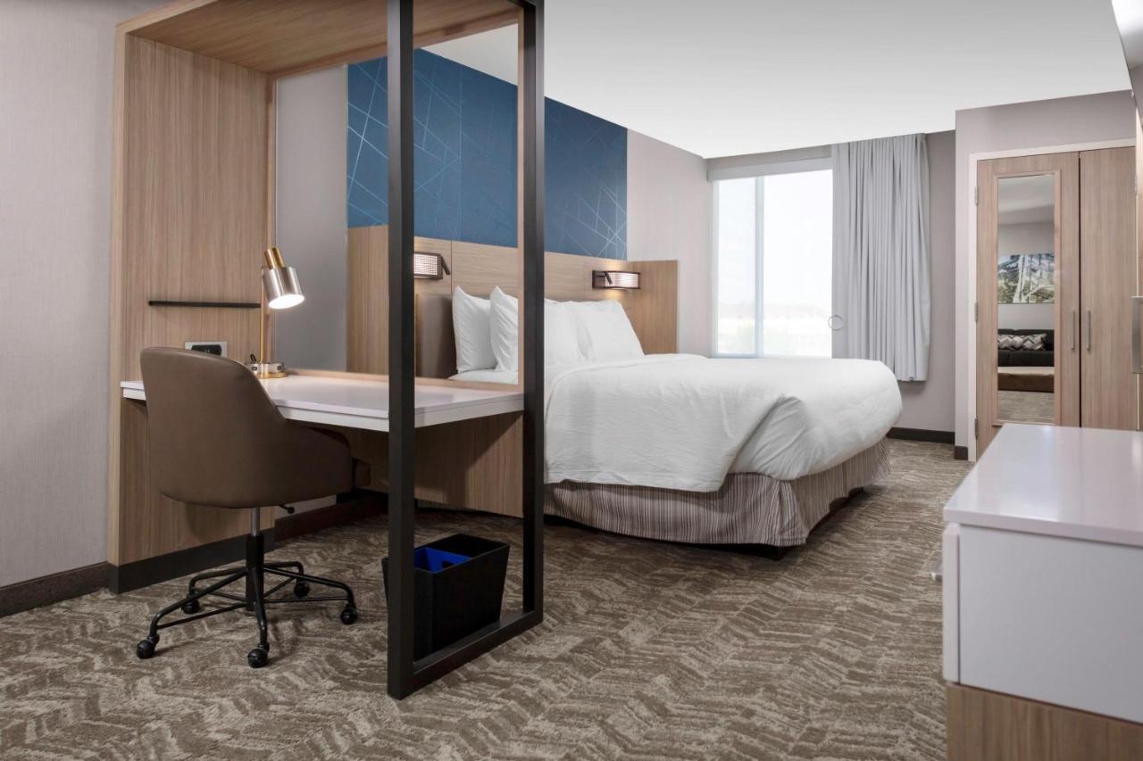 Springhill Suites Kansas City Airport מראה חיצוני תמונה