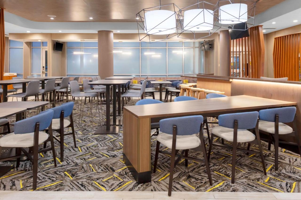 Springhill Suites Kansas City Airport מראה חיצוני תמונה